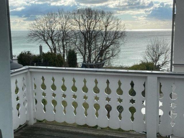 Villa Seestern - Ferienhaus Mit Meerblick Sassnitz Bagian luar foto